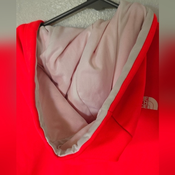 The Northface Women's Neon Orange Hooded Jacket Size Large - Picture 3 of 8